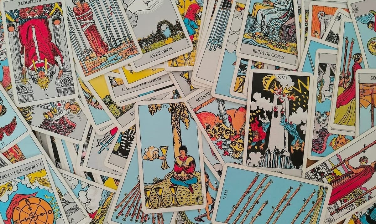 Usar el tarot para crear historias